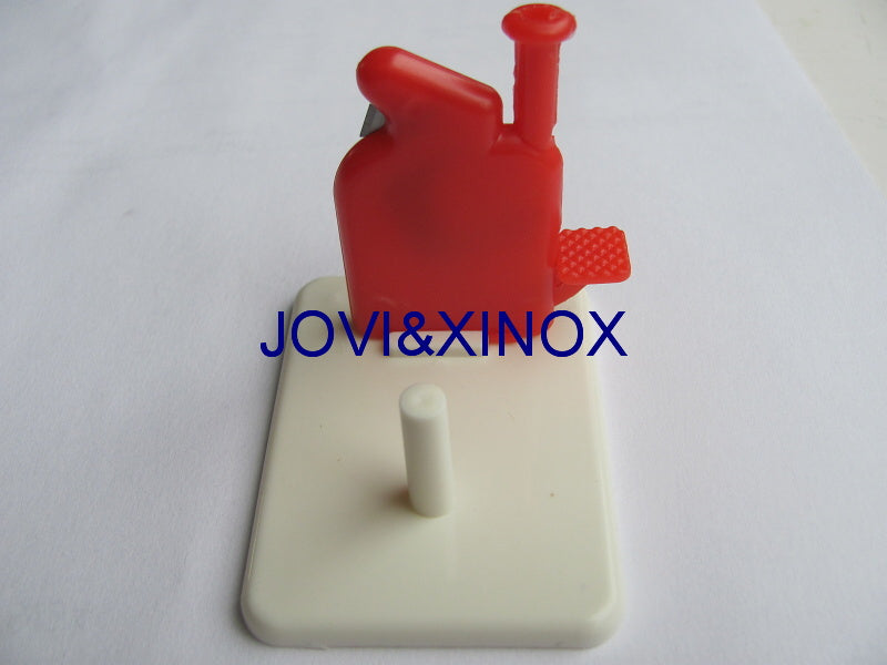 needle threader