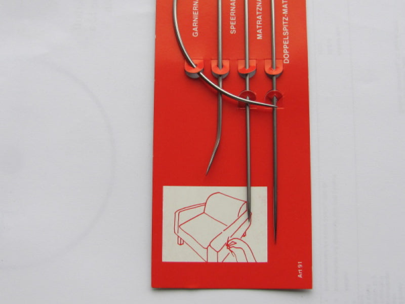 Upholstery needles