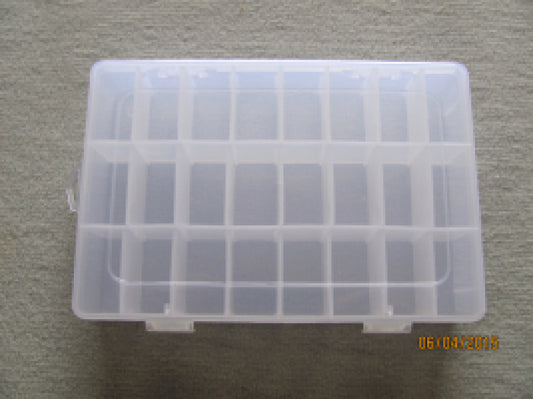 Plastic box with 24 compartments, variable dimensions: approx. 200x130x37mm