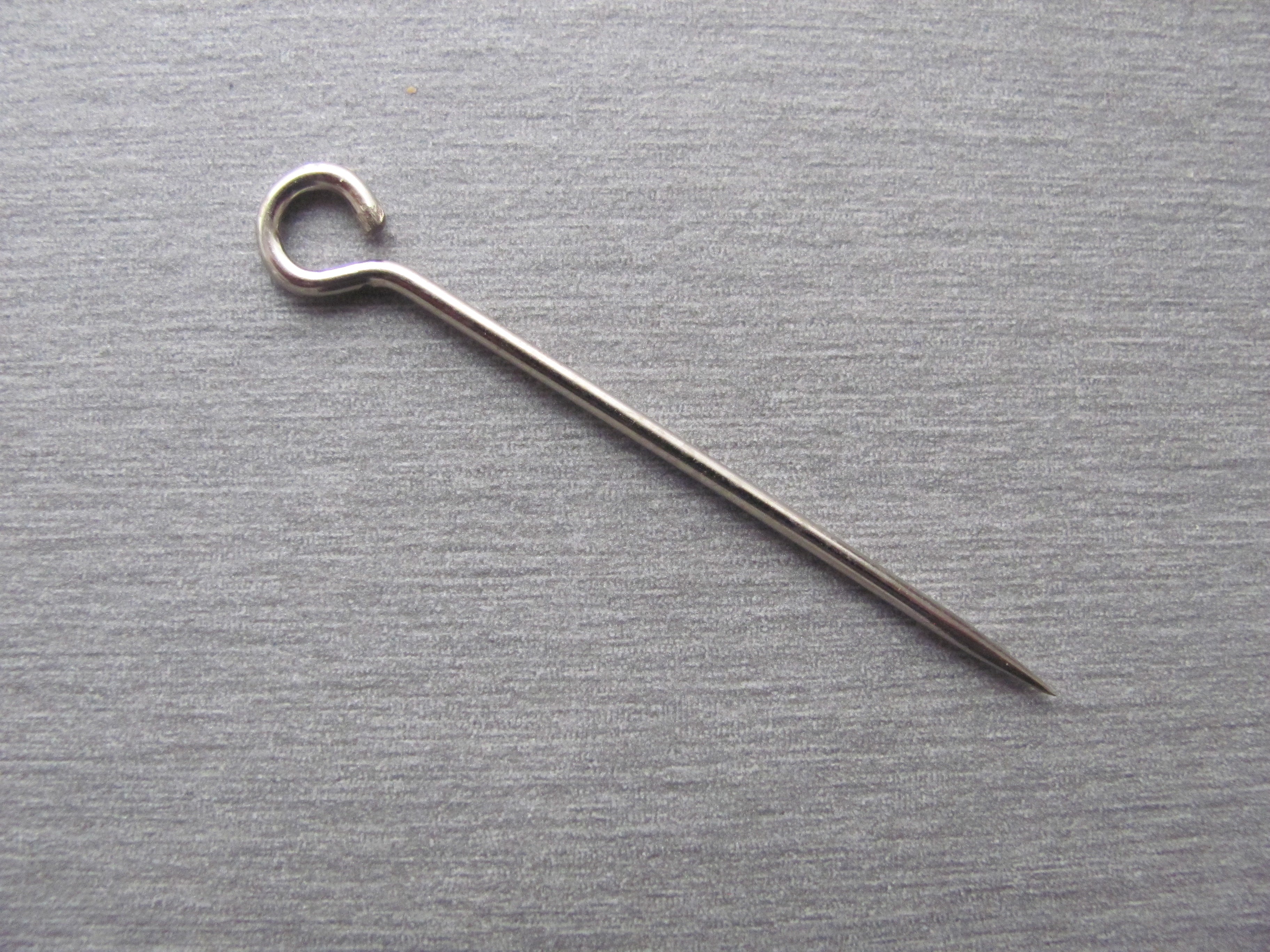100 Stück Sattlernadeln & Ringstecker 1,60 x 50 mm – Robuste Zuschnittnadel aus Federstahl (Vernickelt)